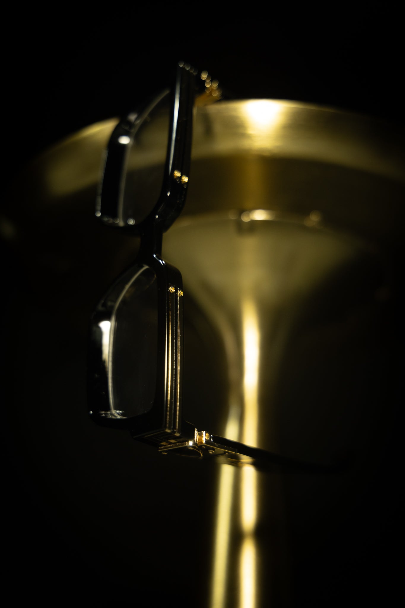 Classy square frames